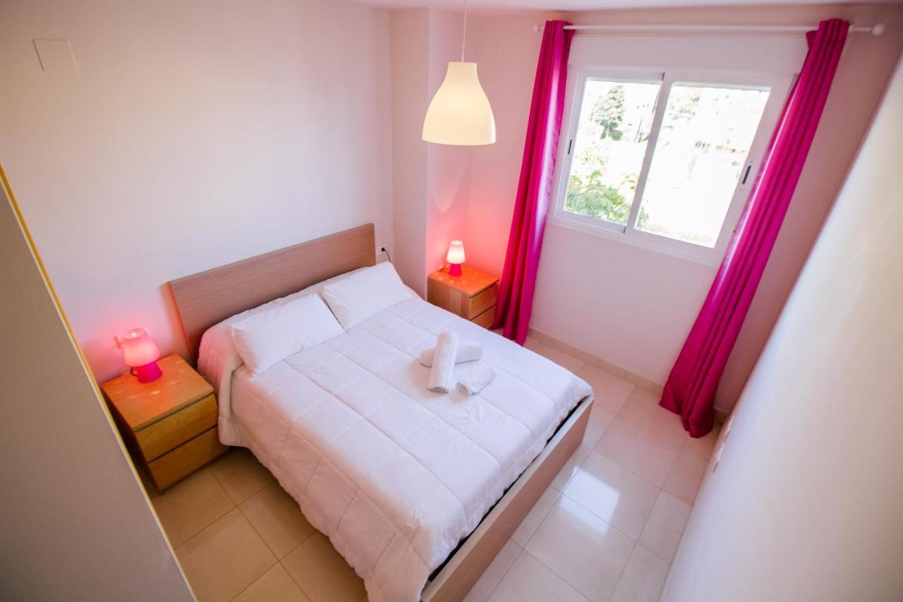Espectacular Residencial En 2A Linea Piscina Tenis Algarrobo Costa Eksteriør billede