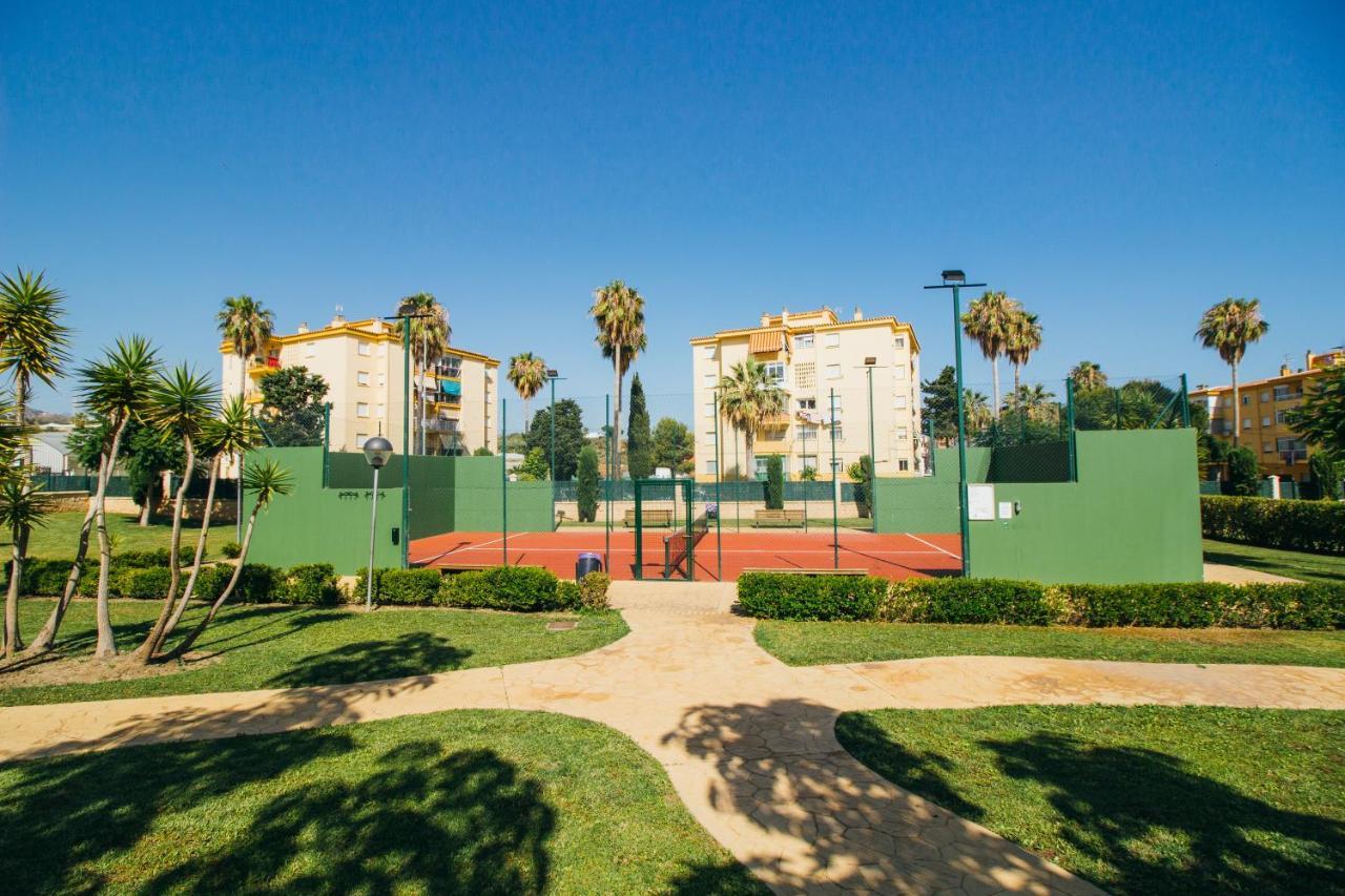 Espectacular Residencial En 2A Linea Piscina Tenis Algarrobo Costa Eksteriør billede